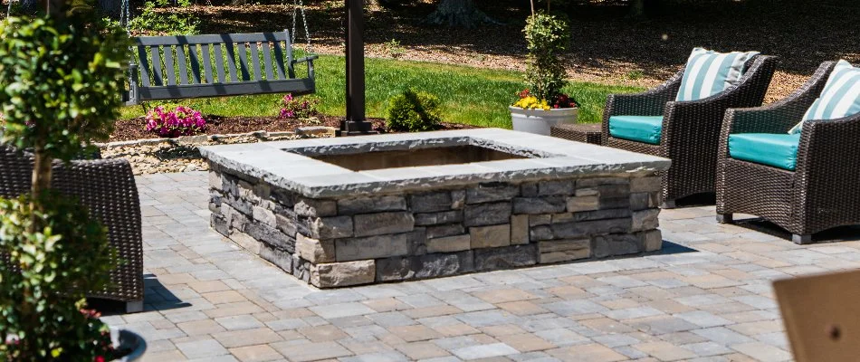 Blog Rectangular Fire Pit Capped With Natural Stone Veneer