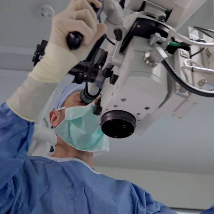 Neurosurgery_spine_and_brain_surgery_underway_in_Los_Angeles_CA