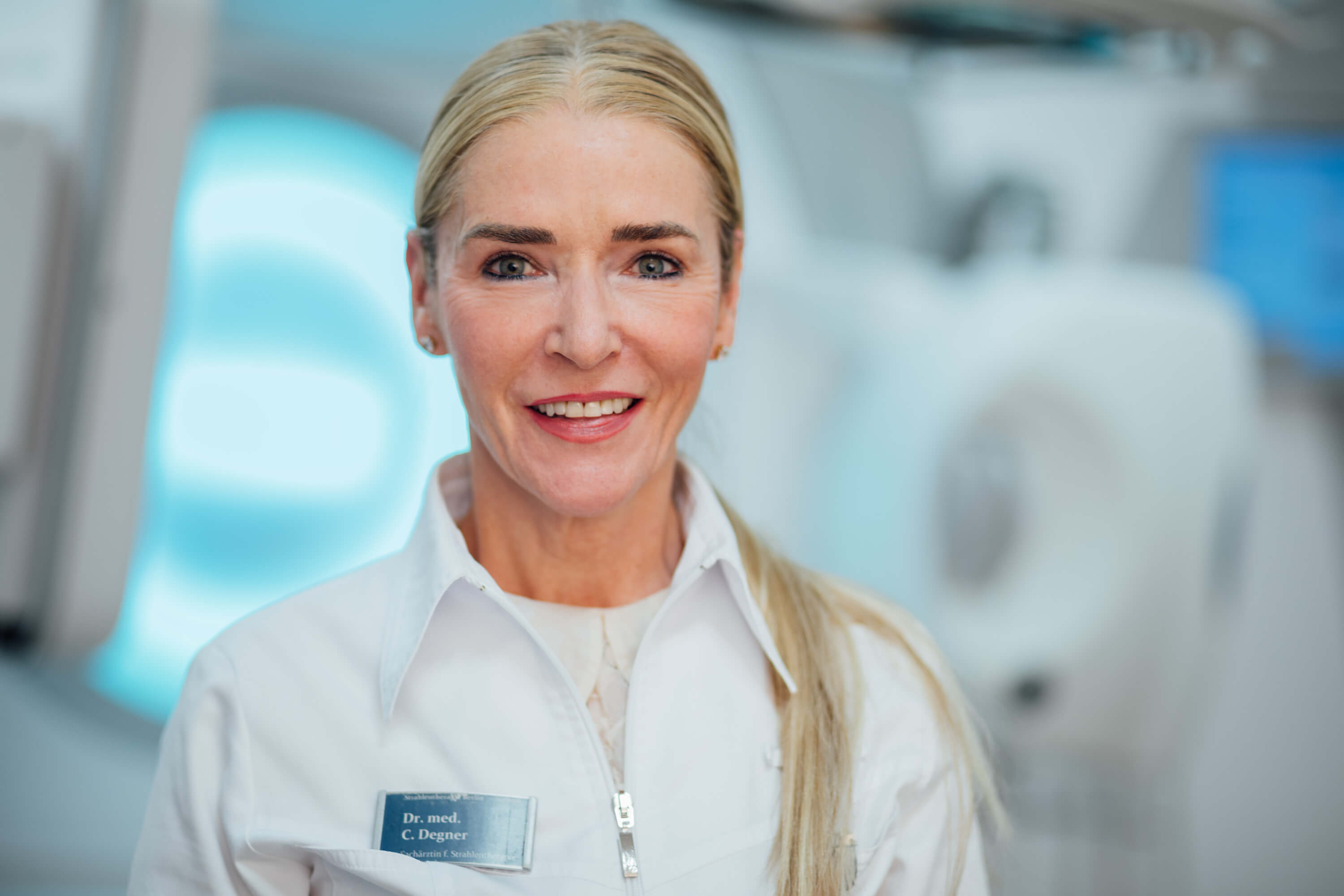 Dr. Corina Degner