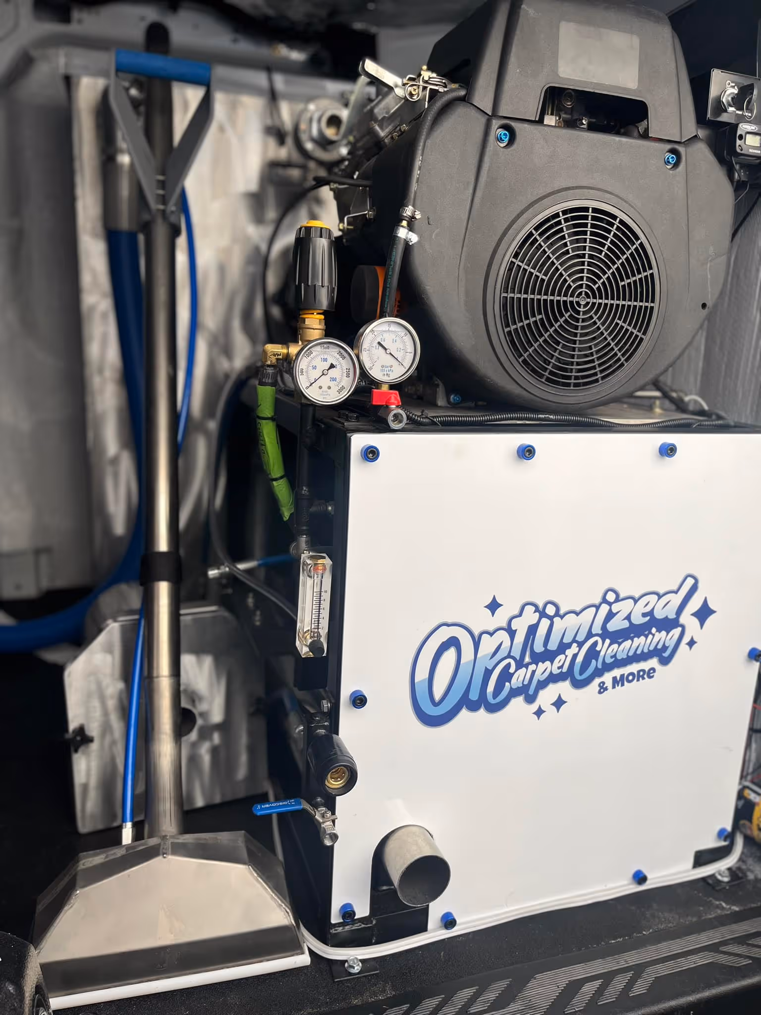 Optimized Carpet Cleaning Equipment in Van