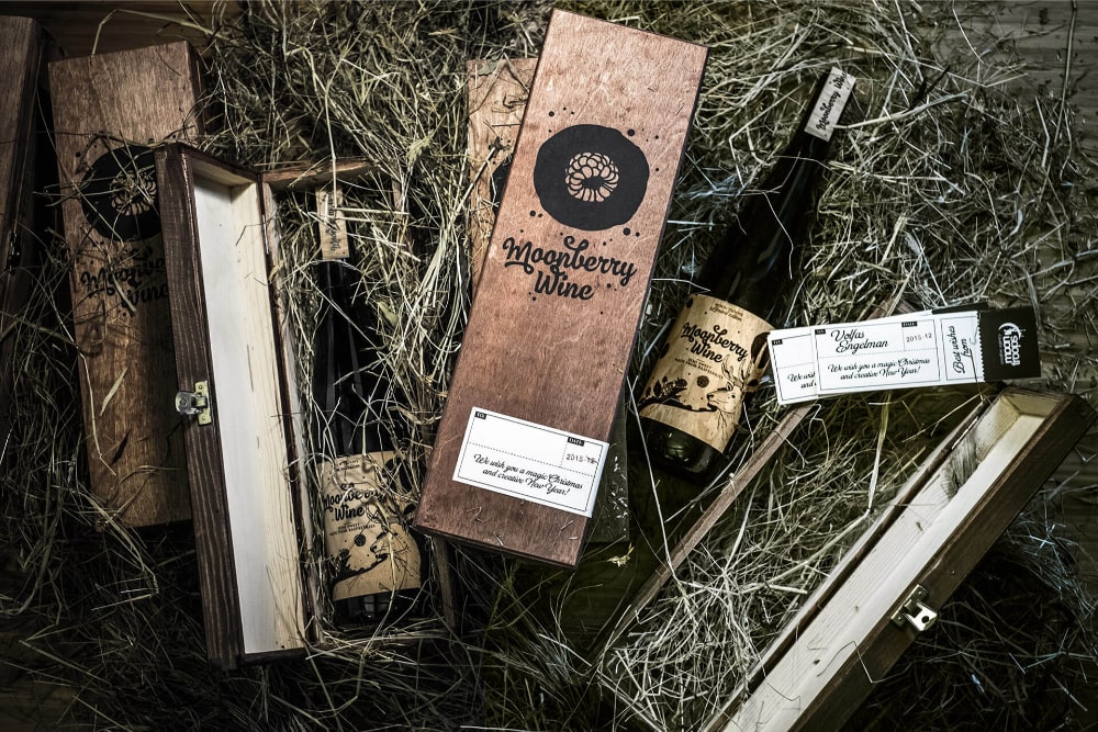 MOONBERRY WINE PACKAGING DESIGN