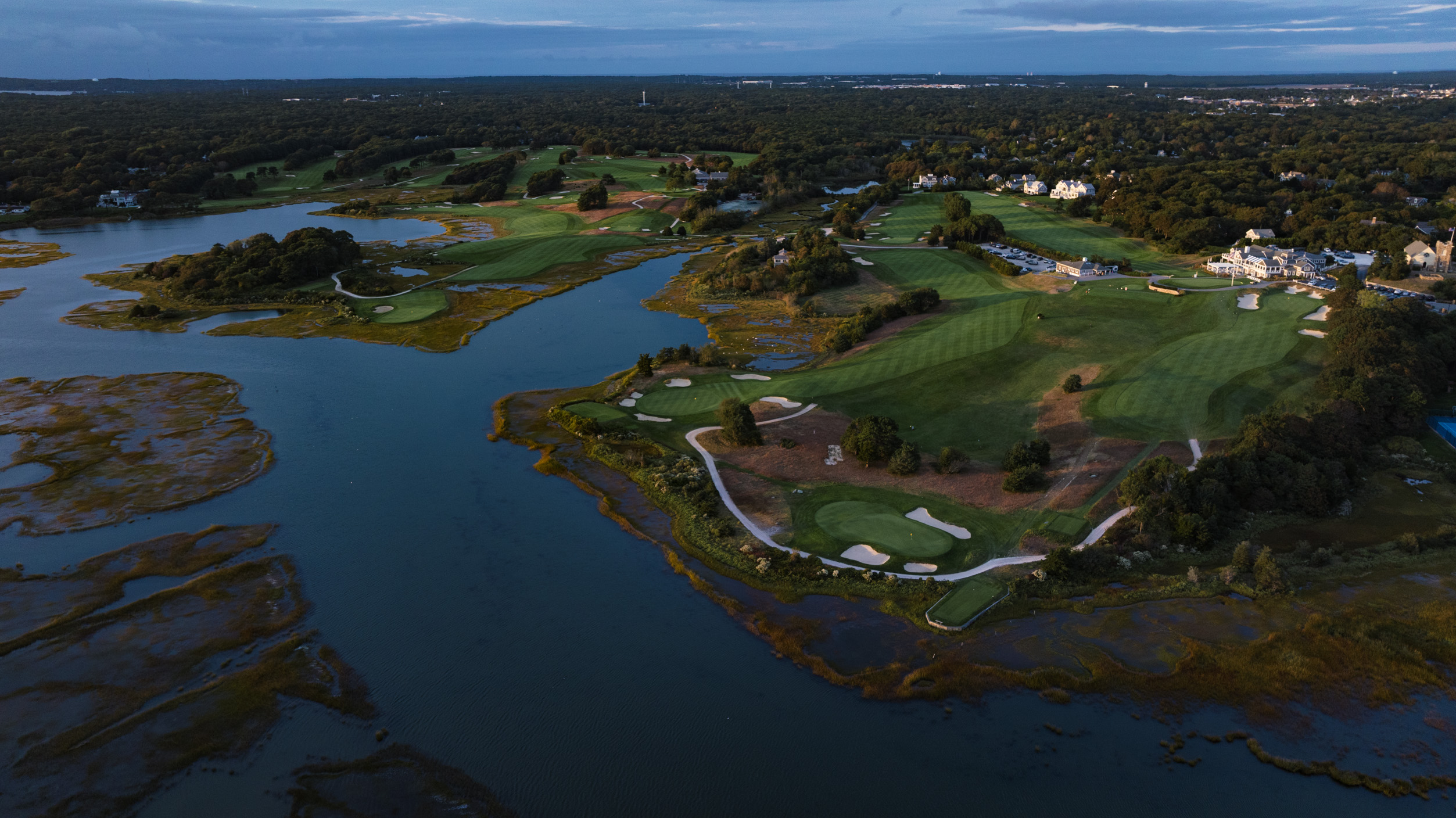 Hyannisport Club