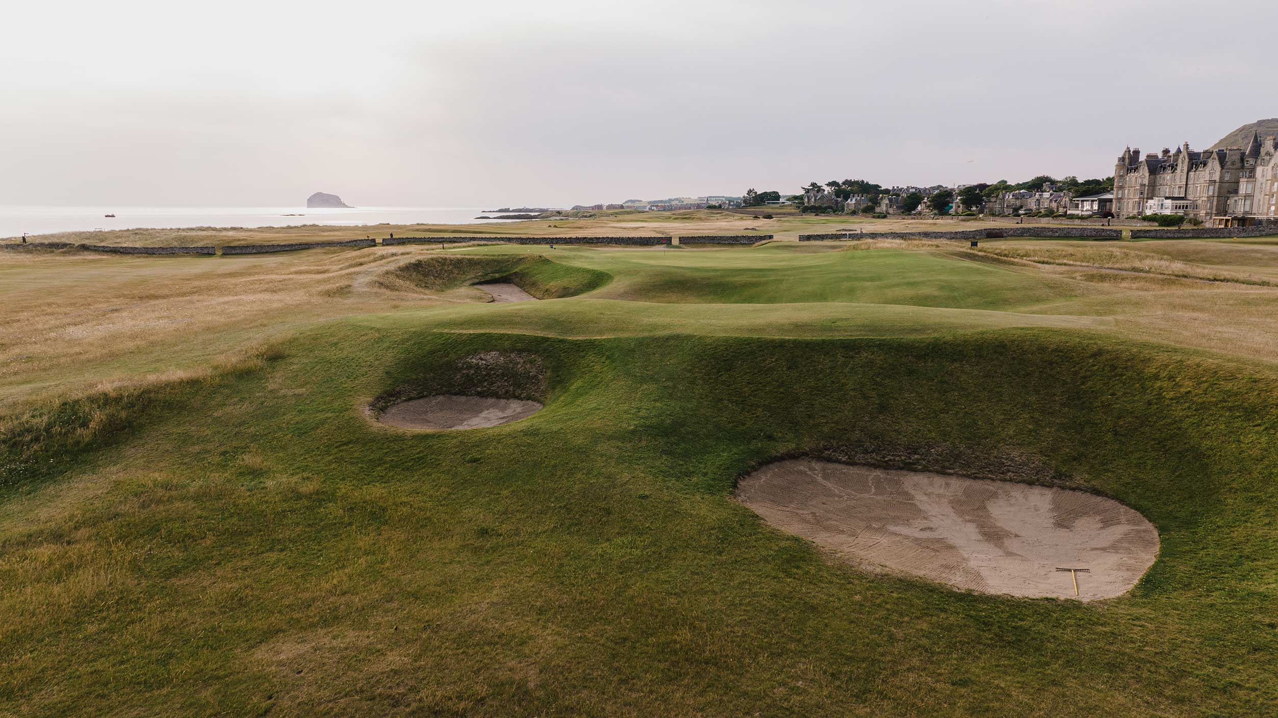 Design Notebook: The Redan Bunker Is Back