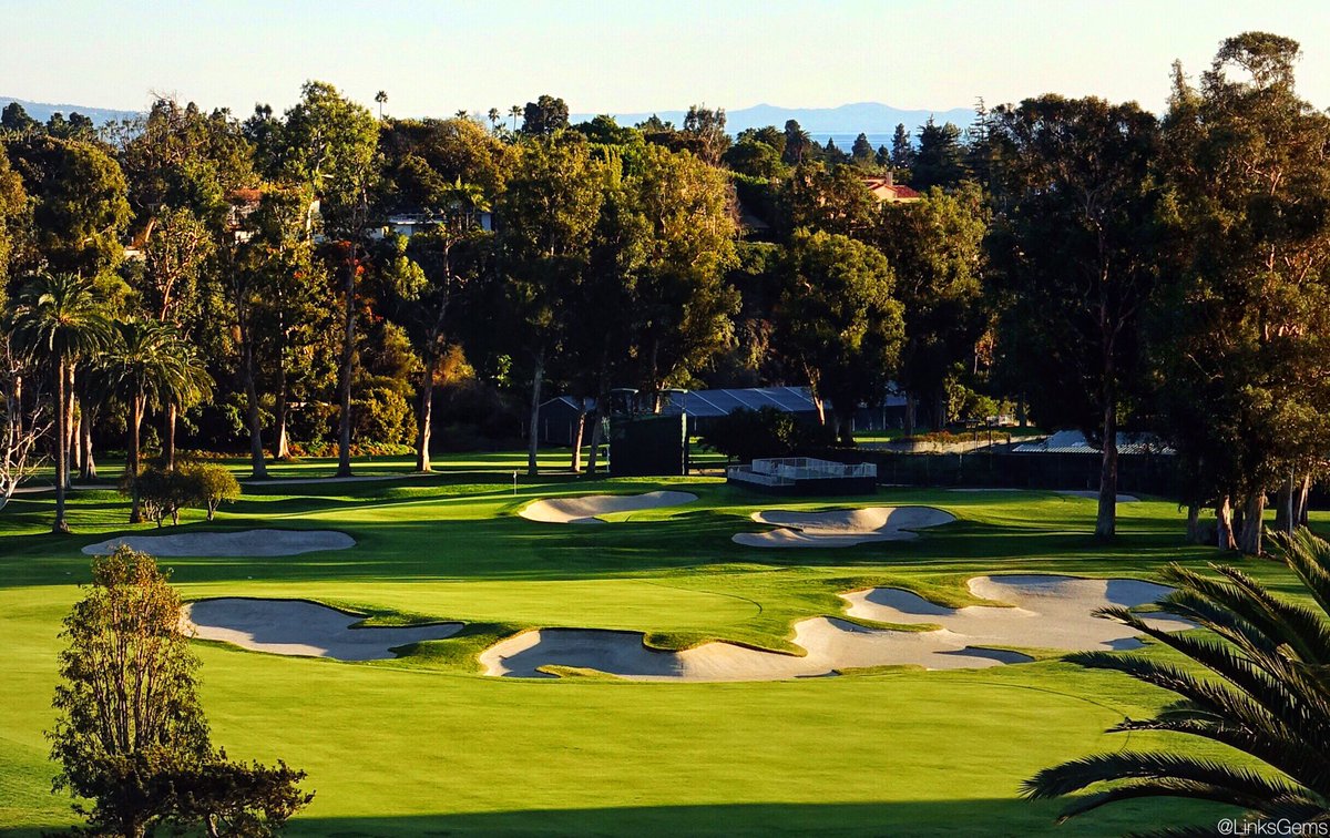 A George Thomas Classic: Riviera