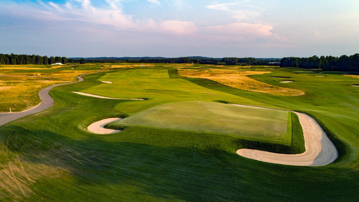 A Tale of Two Nines: Arcadia Bluffs South