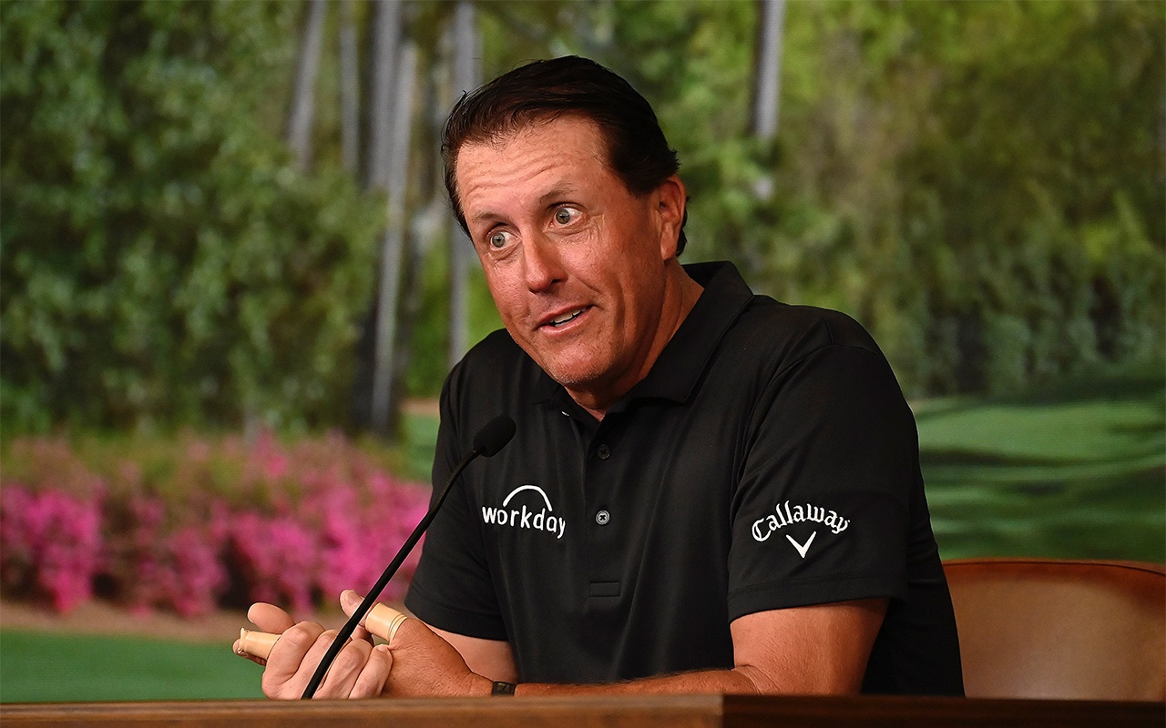 Back on the tee, RICKIE FOWLER!