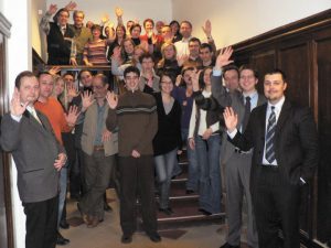 Csoportkép a vizsga után az OMA Live! résztvevőivel (2010 március)