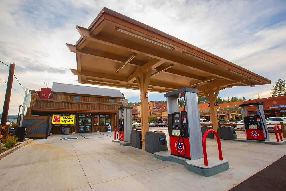 Downtown 76 commercial project 