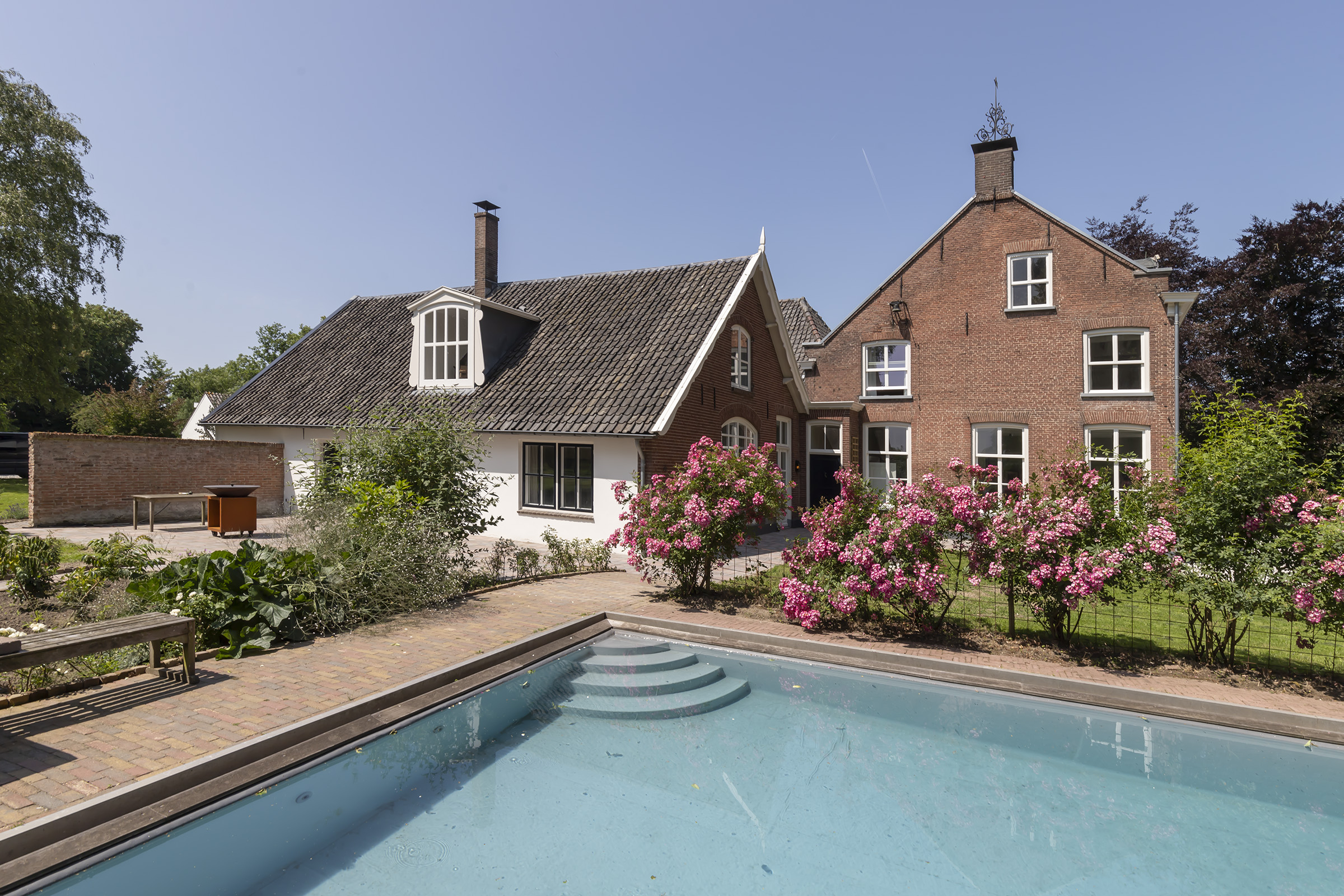 Ladies Who Lit Reading Retreat at Huis ten Ham, Netherlands