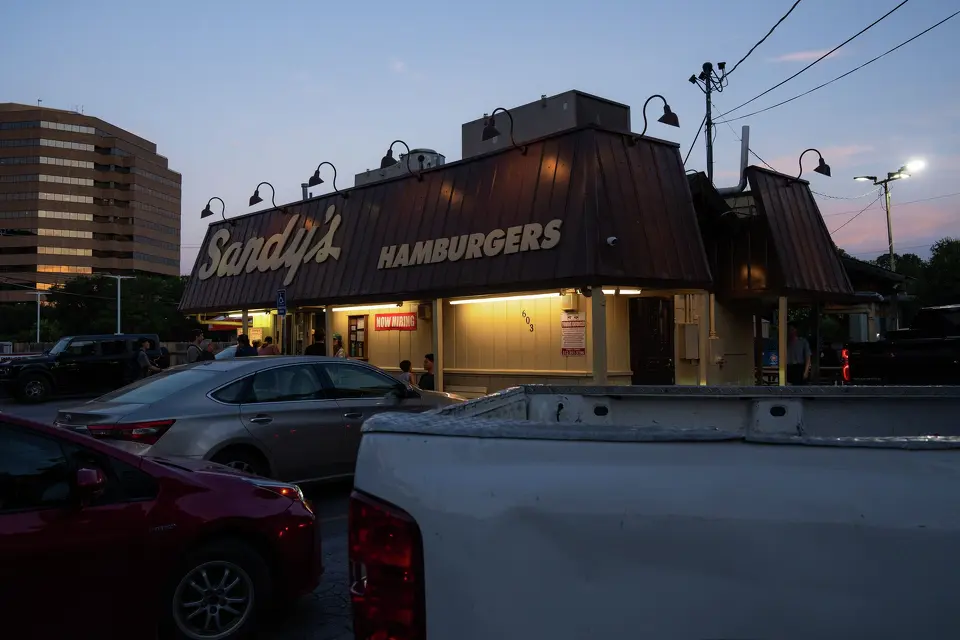 This iconic Austin burger stand has survived 80 years. Here's why