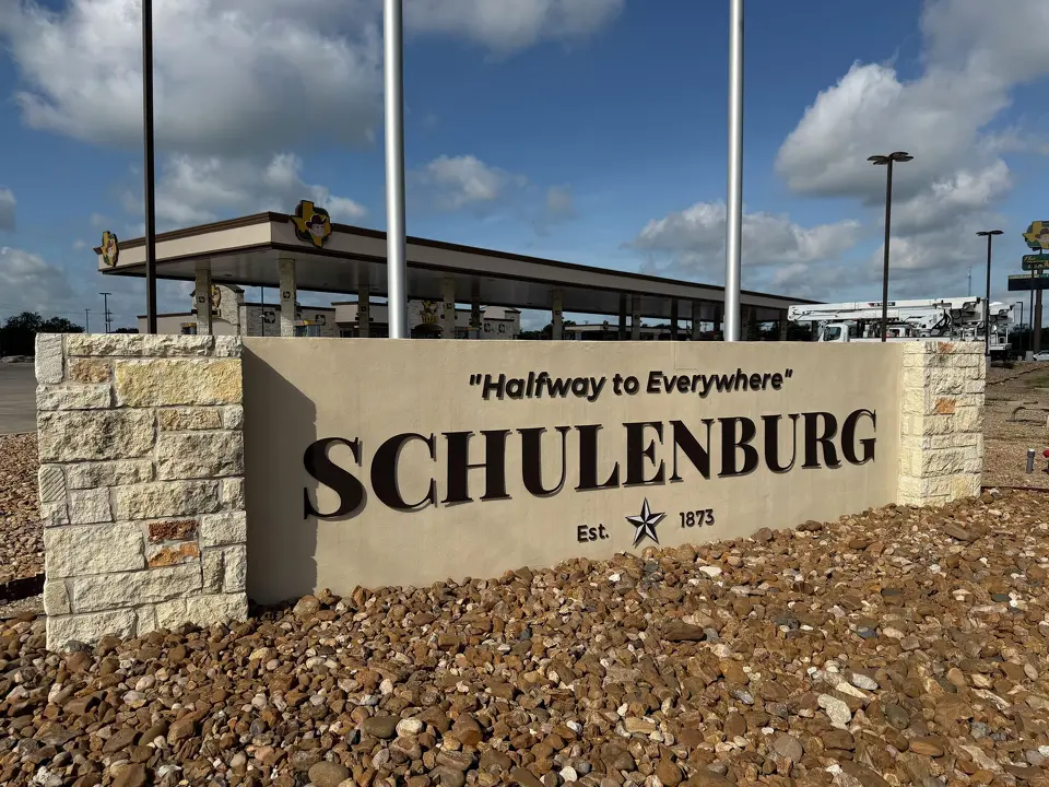 What you'll find in the tiny Texas town that's 'halfway to everywhere'