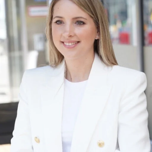 Portrait Elvira Radaca