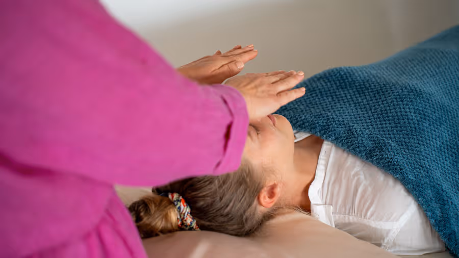 Reiki with Agnes