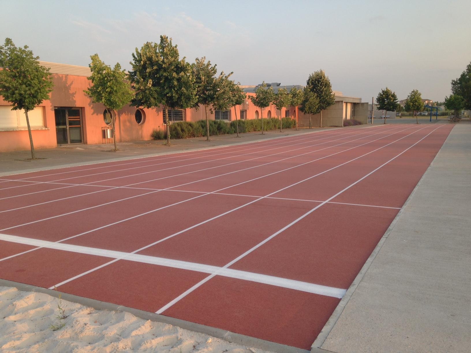 UNI versa _athletics_France_2013_1.JPG