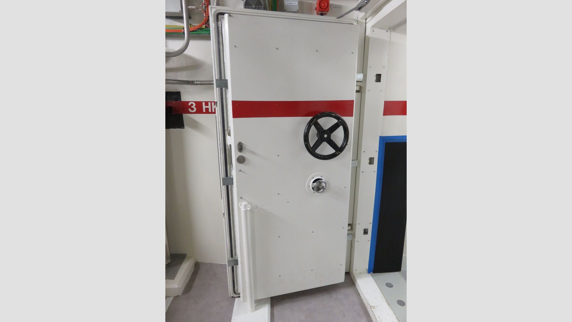 Porte �tanche anti submersion et coupe feu 3h install�e sur la centrale nucl�aire nouvelle g�n�ration de Flamanville