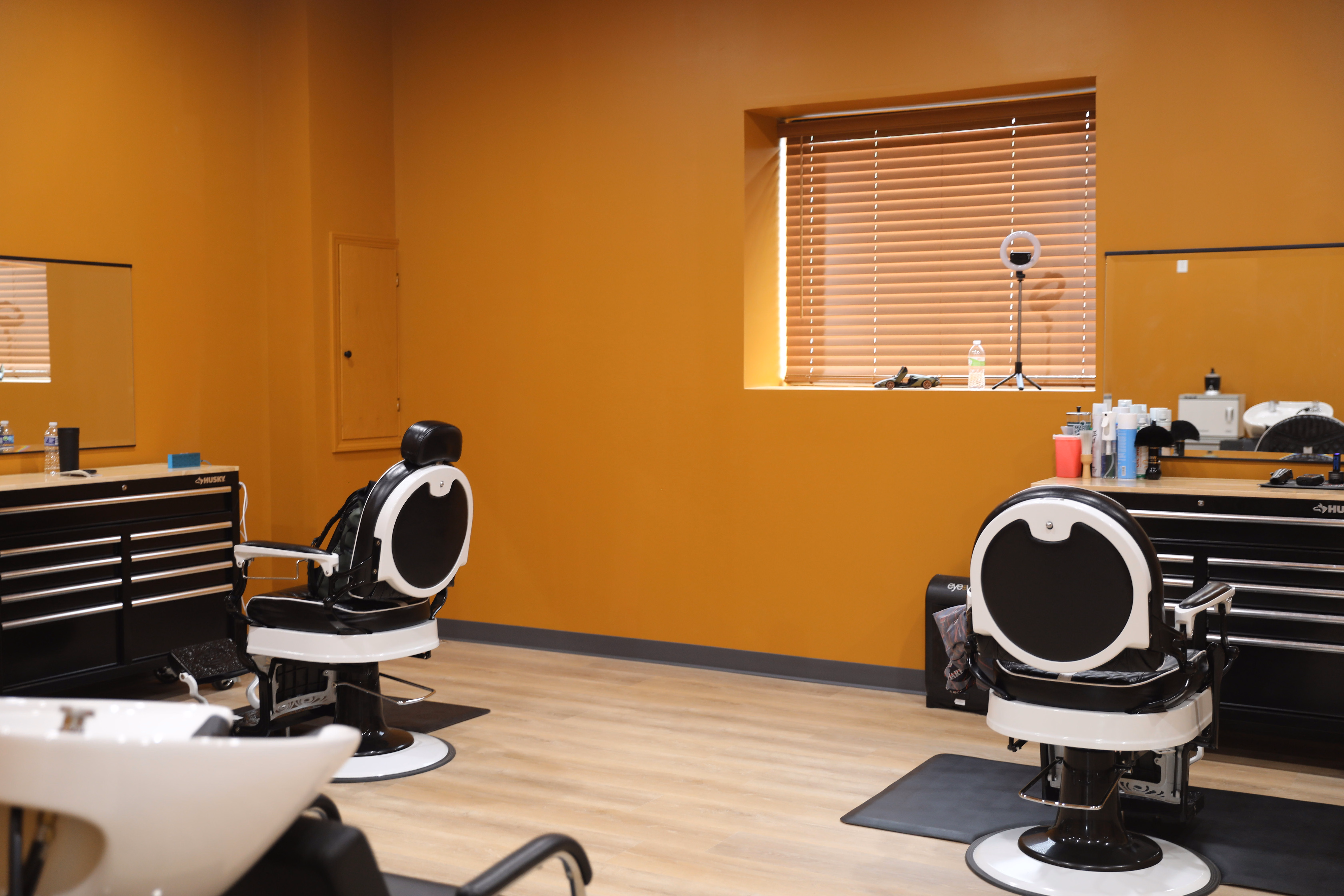 Gold Image Barbershop grooming service photo