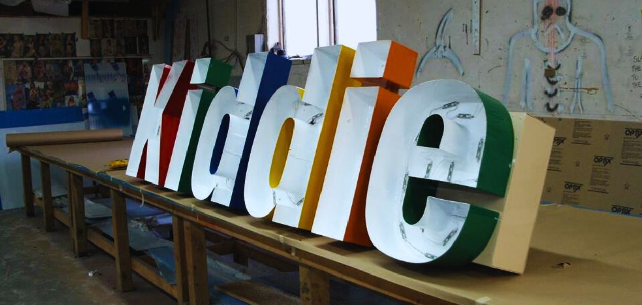 What Factors Affect the Cost of Sign Manufacturing? 