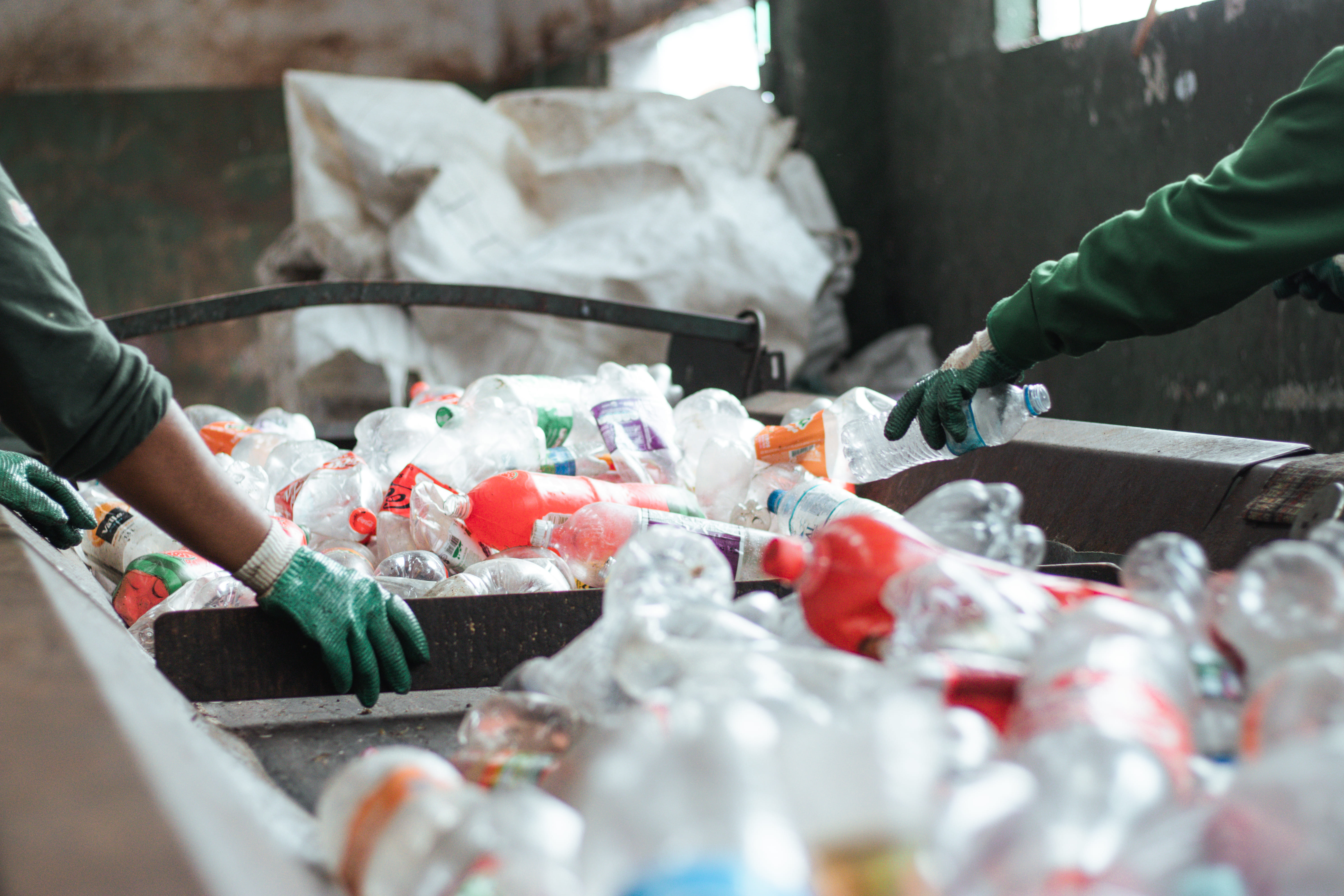 Reciclabilidade Teórica vs. Real: Como Desenhar Embalagens Prontas para a Cadeia Brasileira