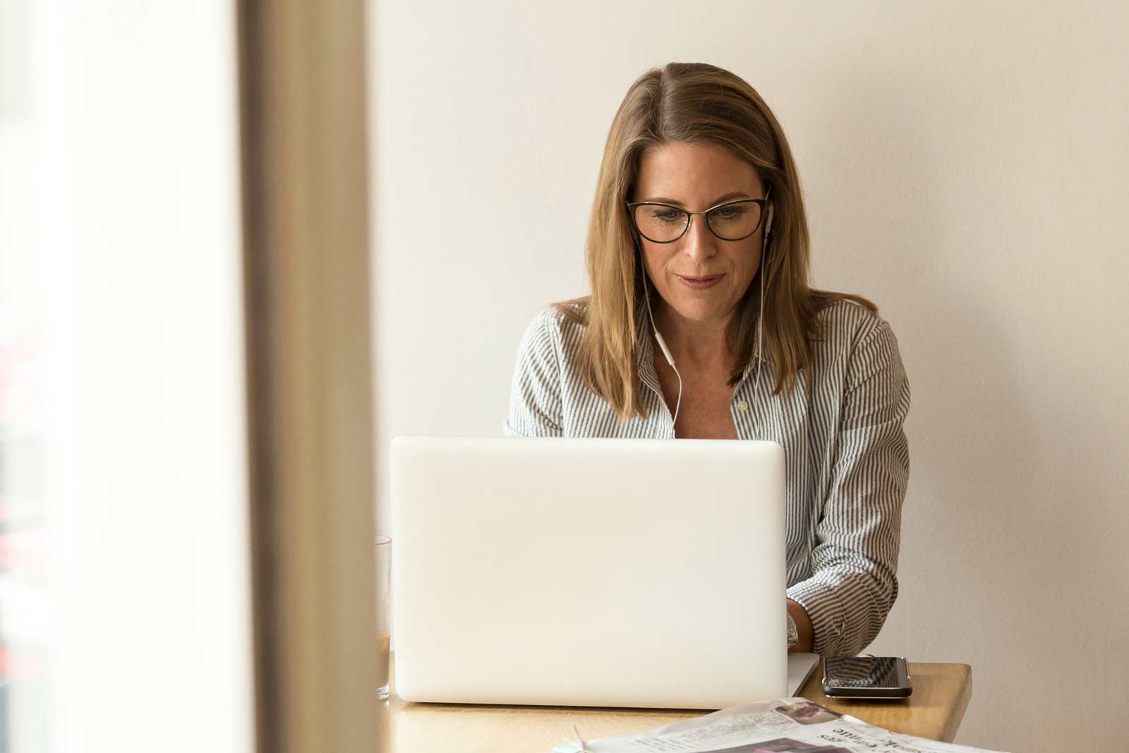 How to Start an Online Retail Pharmacy | POSitec Solutions
