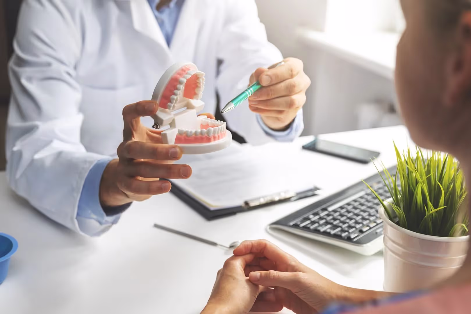 Is it Better to Get A Dental Implant or a Bridge?