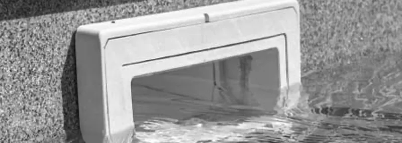 High-end interior fit-out of a luxury villa in Dubai featuring sleek black marble columns, modern furniture