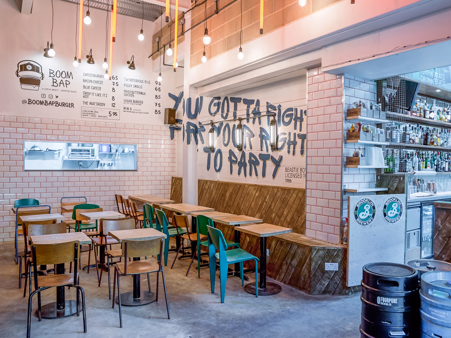 London's bespoke residential and commercial build specialists. MRO LTD