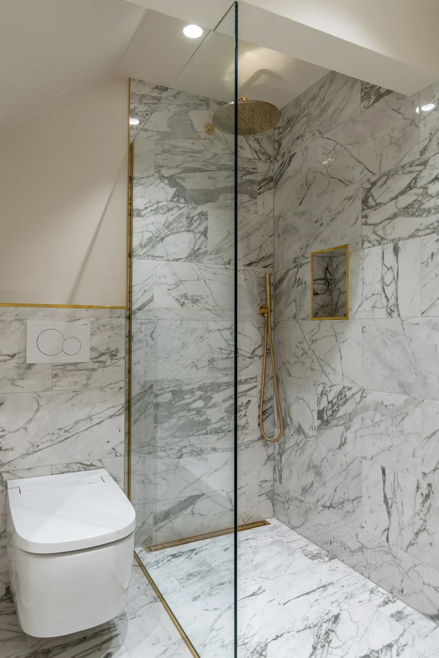 London's bespoke residential and commercial build specialists. MRO LTD