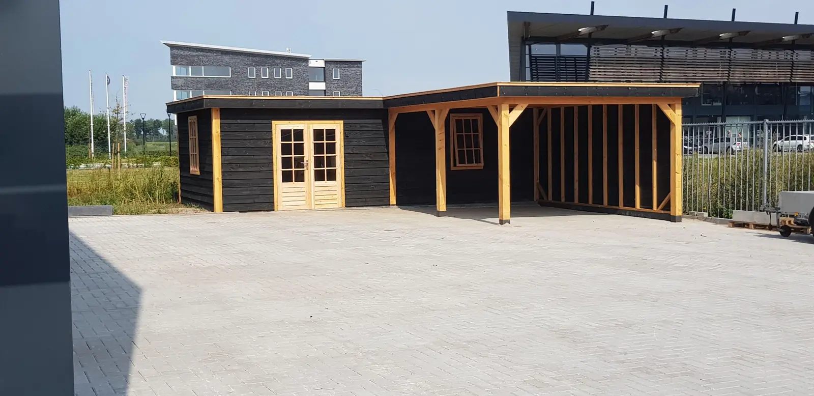 Schuur met overkapping, Staphorst