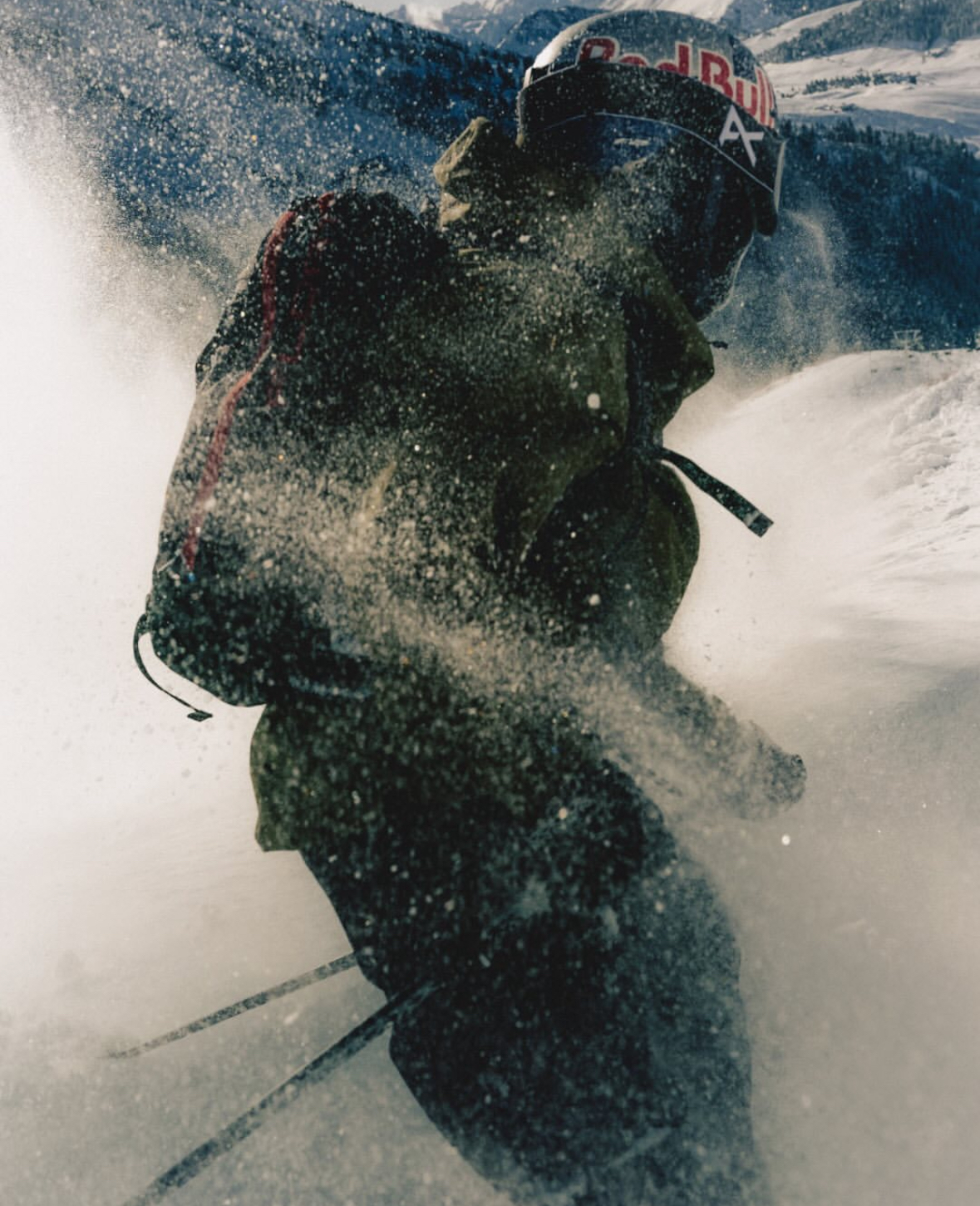 Mountain Hardwear Welcomes Manon Loschi