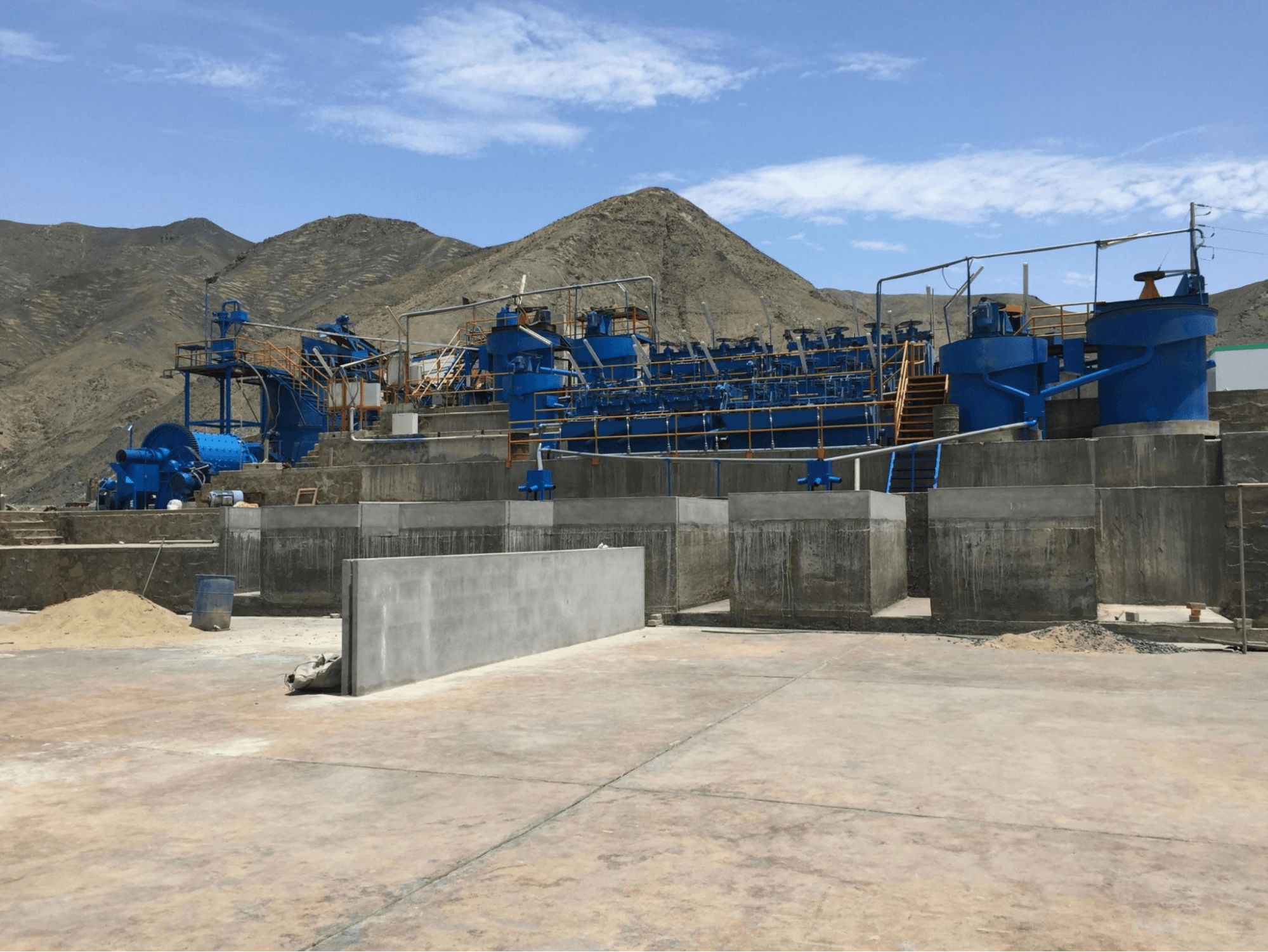 Aerial view of the Samanco Mineral Processing Plant and surrounding terrain in coastal Peru.