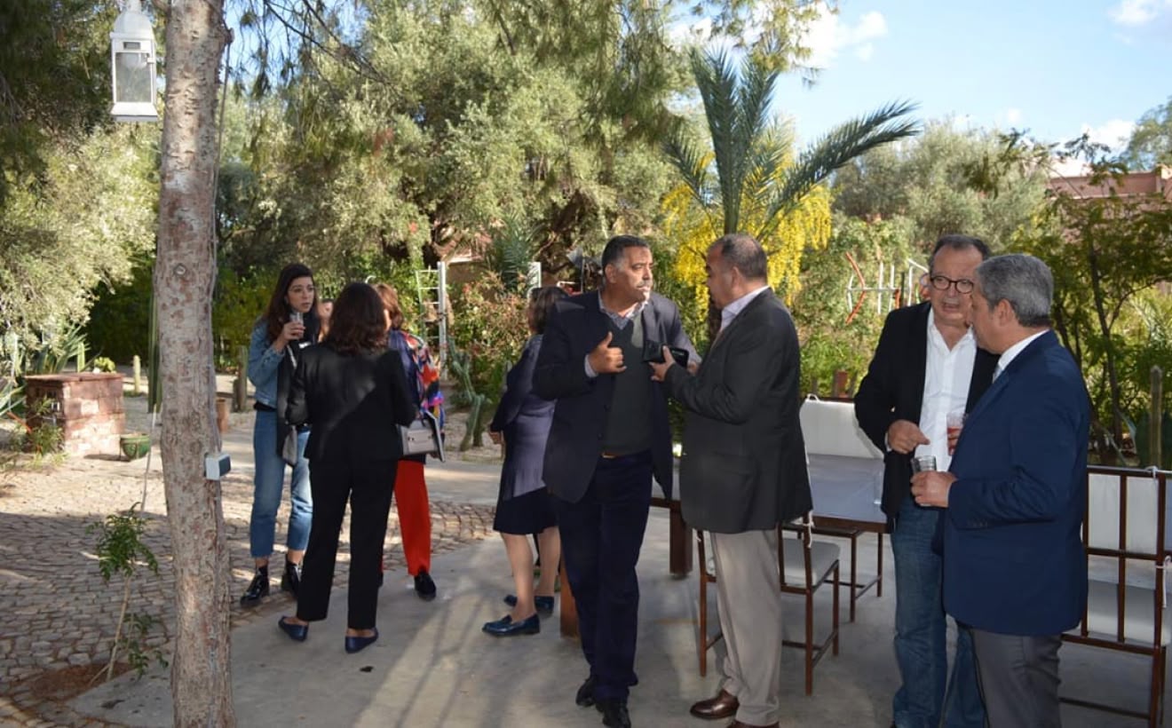 Retour sur la signature des ouvrages consacrés à Farid Belkahia, organisée par la Fondation le 7 avril 2018 à Marrakech. Un moment d’échanges autour de l’œuvre et de sa transmission.