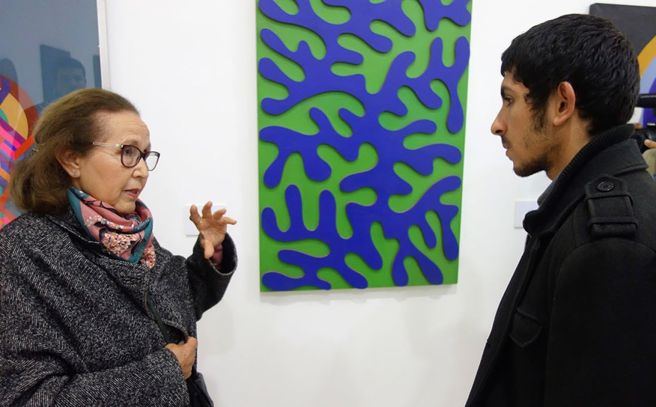 Plongez dans l’exposition Farid Belkahia et l’École des Beaux-Arts de Casablanca, présentée du 21 décembre 2018 au 31 mars 2019. Un hommage à un mouvement fondateur de la modernité marocaine.