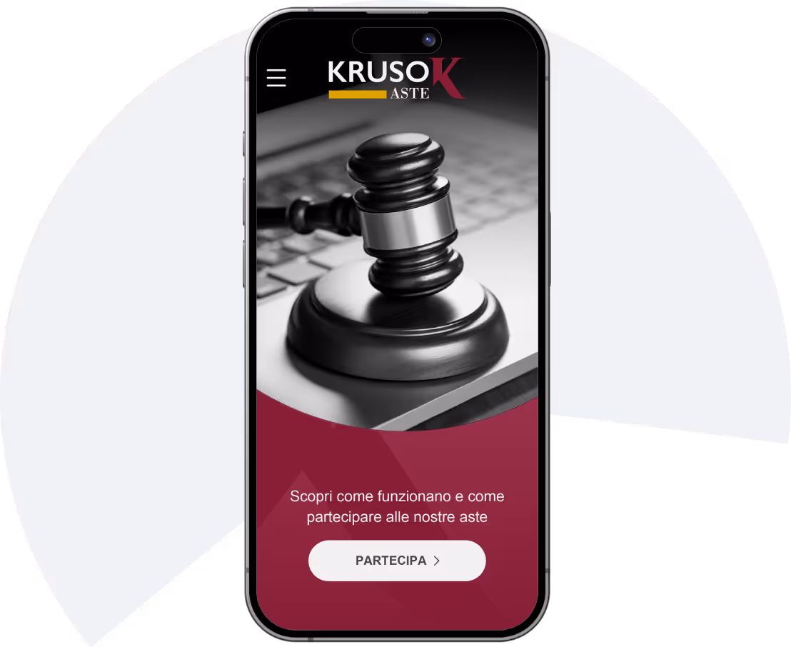 Telefono con schermata dell'app KrusoK Aste
