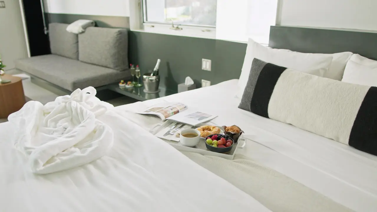 Treehouse Bed Suite B
