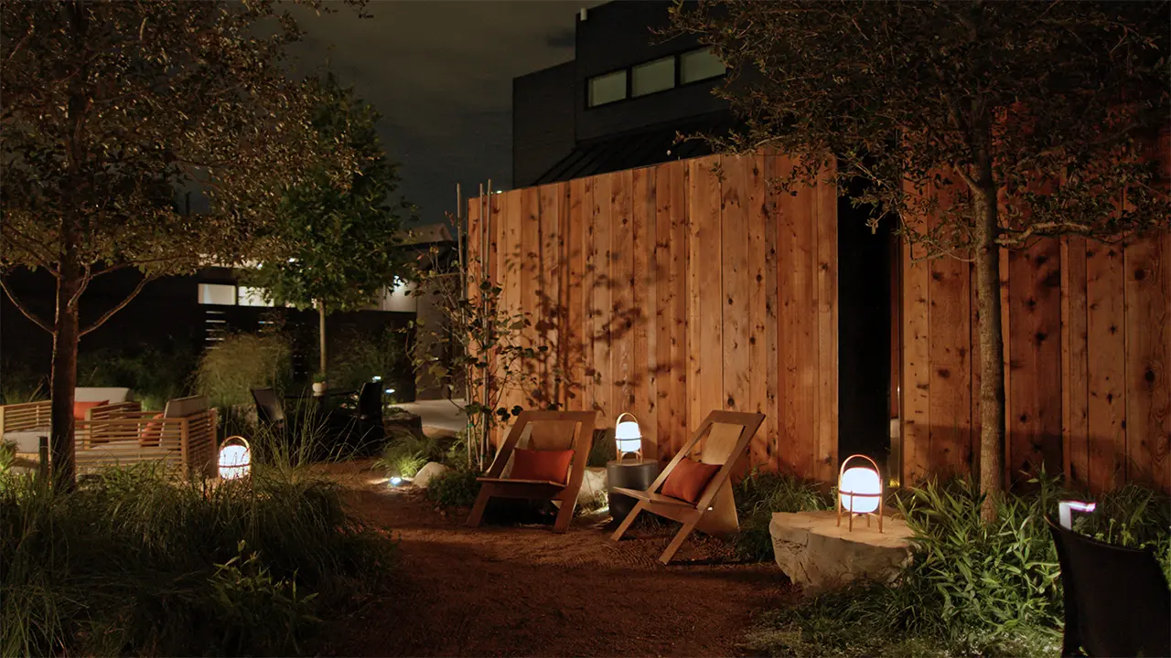 Frame Soco Garden Night West
