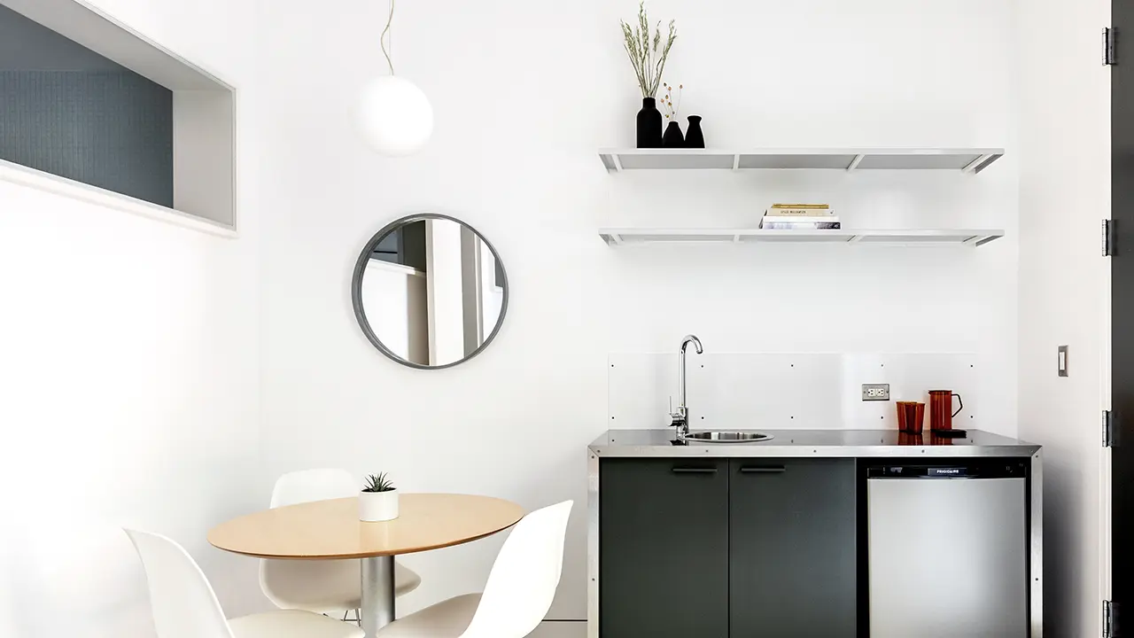 Treehouse Suite A Kitchenette