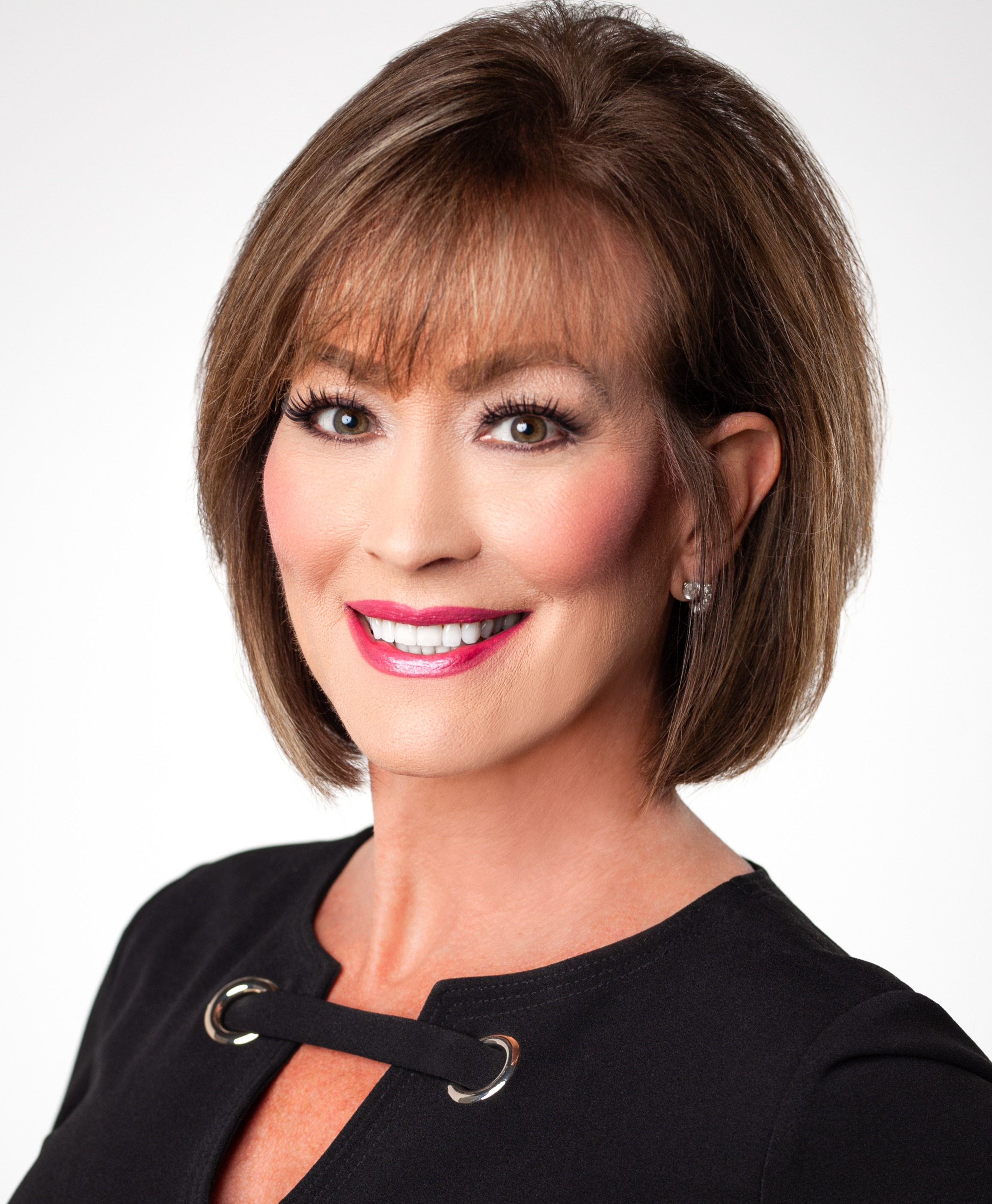 Headshot of Diane