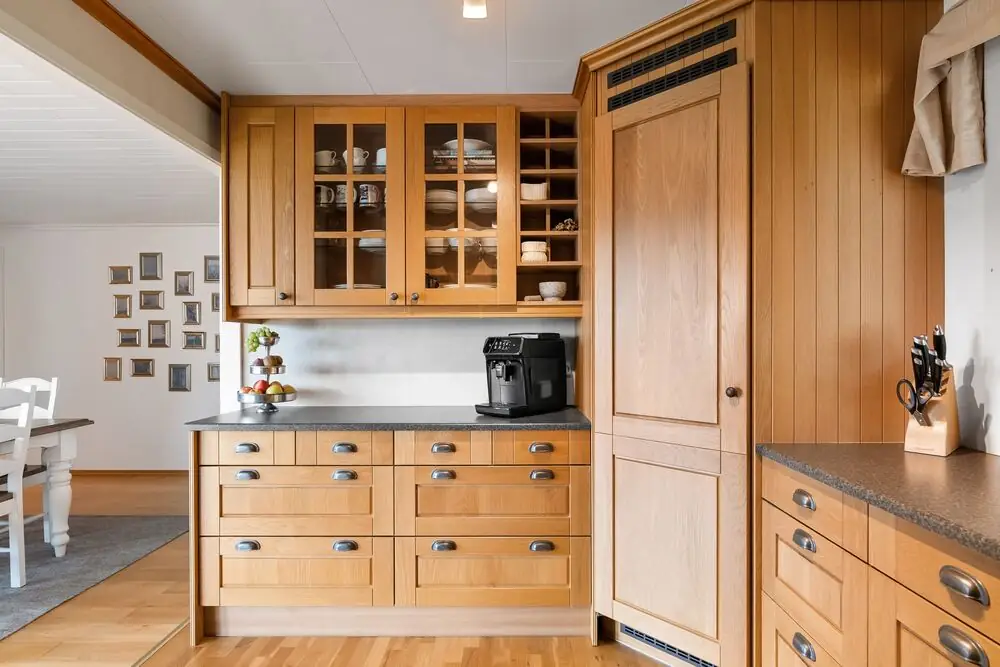 Warm wood oak kitchen cabinet renovation Surrey White Rock Langley BC 2026
