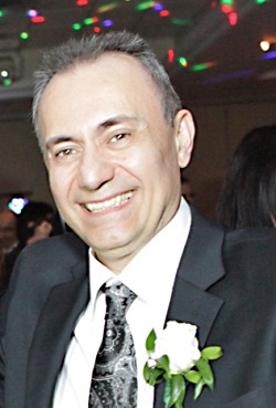 Razmik Baghdassarians obituary portrait