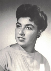 Anahid Nadya Nakash obituary portrait