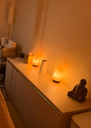 Serene beauty clinic setting in Twickenham, featuring ambient lighting and wellness decor for personalized treatments.