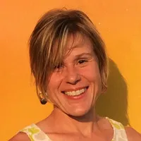 Dr. Linda Kuhaupt