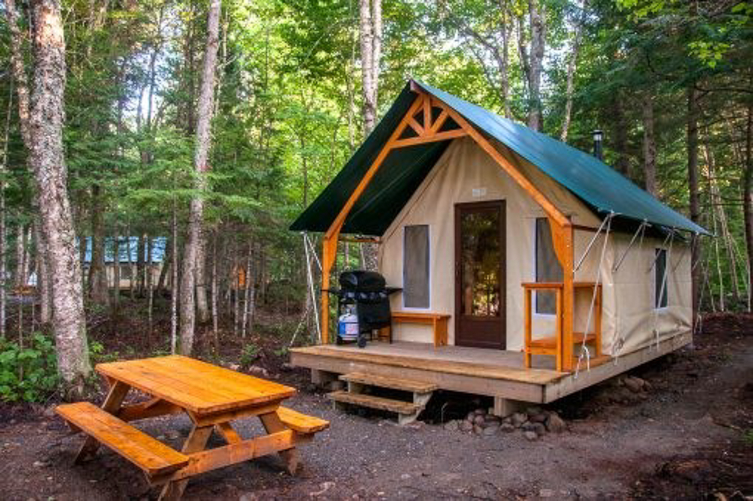 Camping du parc - Prêts-à-camper 