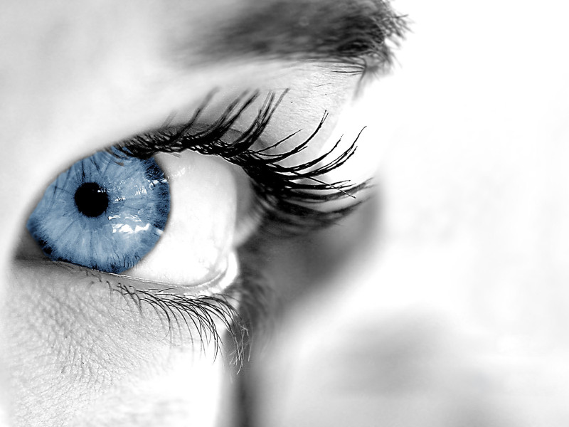7 Weird Reasons Your Eyesight is Changing