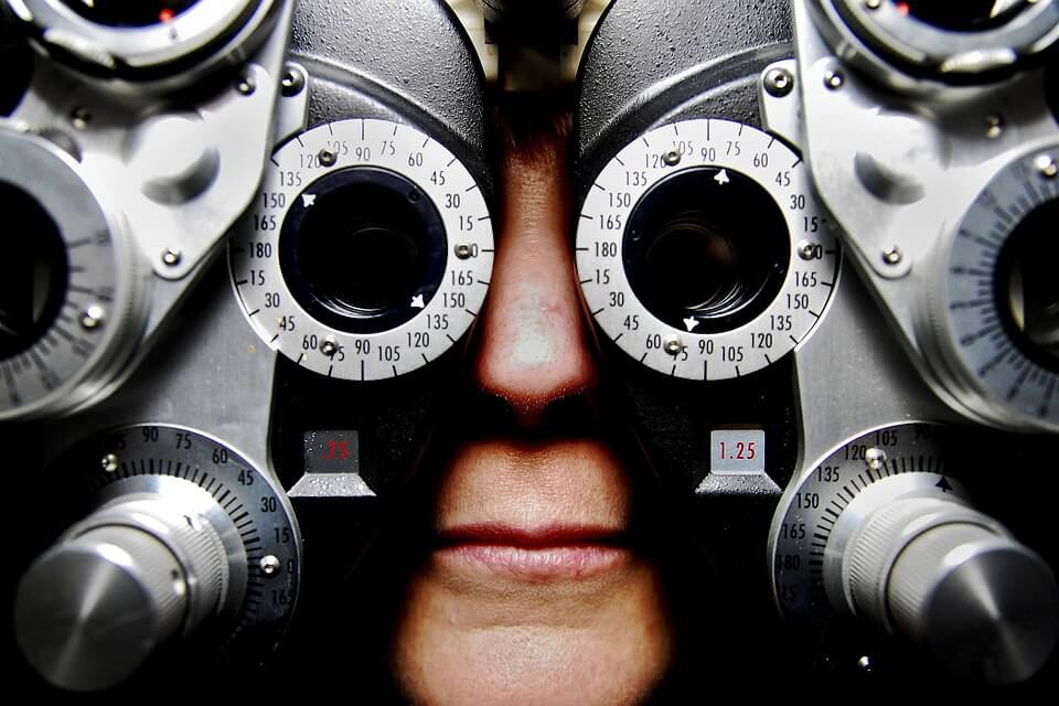 5 Tips for Picking Your Next Optometrist in Miami-Dade County