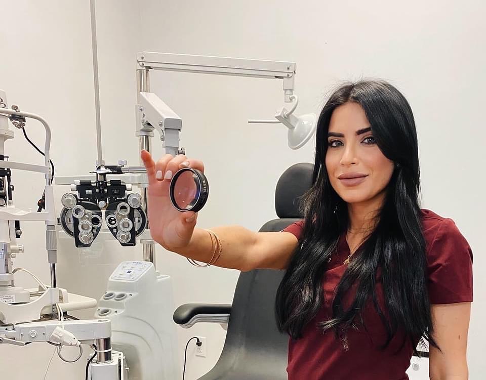 What You Can Expect During an Appointment for a Scleral Lens Fitting