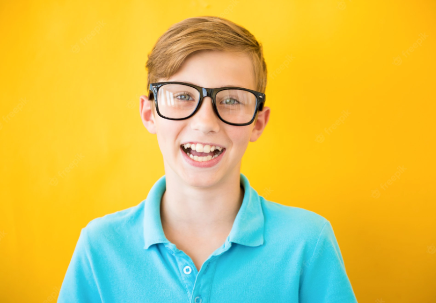 Five Ways to Slow Myopia as a Teenager