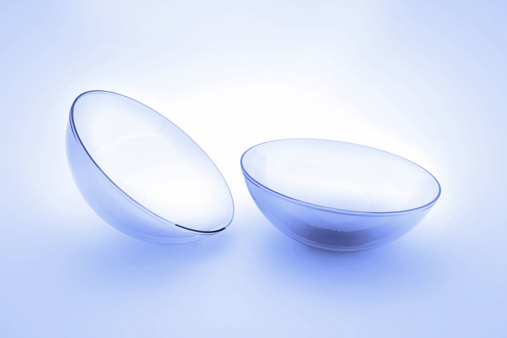 Scleral Lenses vs. Soft Contact Lenses: Which is Right for You?