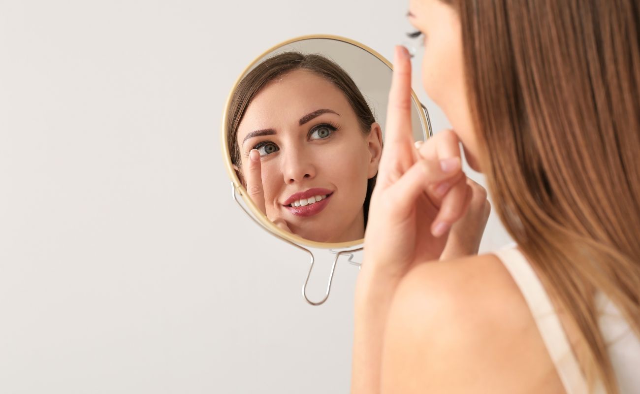 The Advantages of Hybrid Lenses: Combining Soft and Rigid Lens Technologies