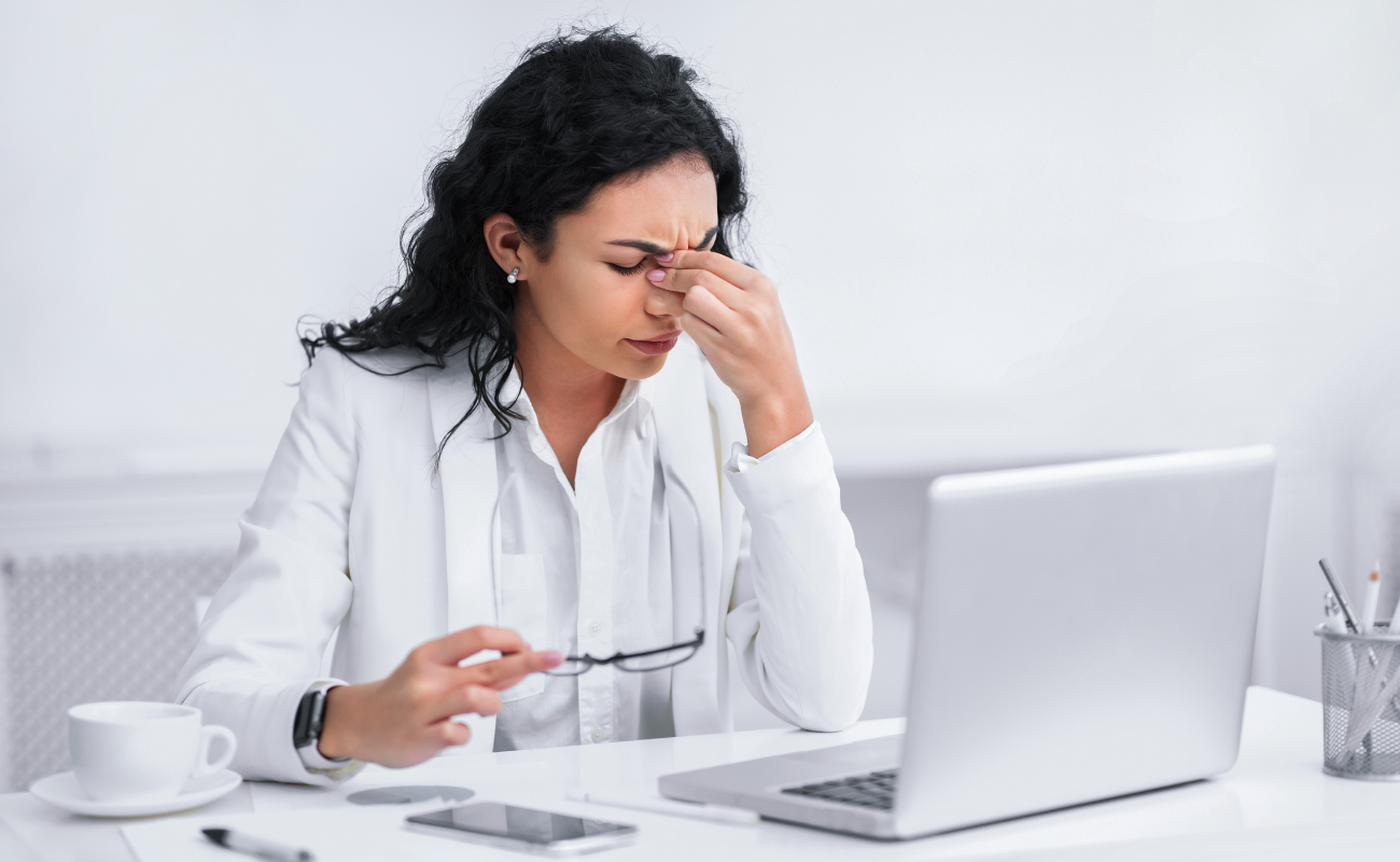 Why Your Dry Eye Symptoms Flare Up in Certain Seasons